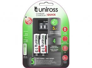 Uniross UCU002A 2100mAh Hybrio Ni-Mh LCD akku gyorstöltő + 4xAA akku