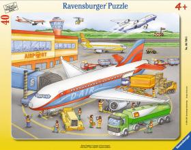 Repülőtér 40db-os puzzle - Ravensburger
