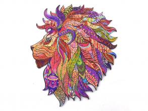 Fa puzzle, színes A3 méretű oldalra néző oroszlán